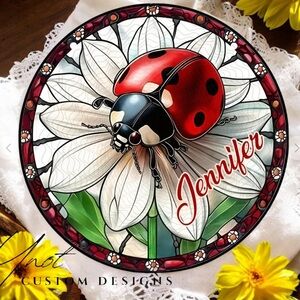 Ladybug 11.8" Glass Cutting Board